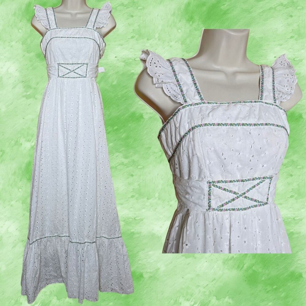 VTG 70s Candi Jones California White Eyelet Prairie Maxi Dress, sz 7 (XS/Small)